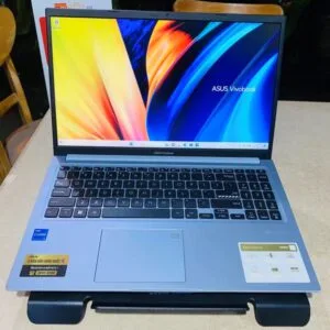 Asus Vivobook 15 X1502ZA-EJ120W i5-1240P/8GB/512GB/Full HD/Win11(N046138)