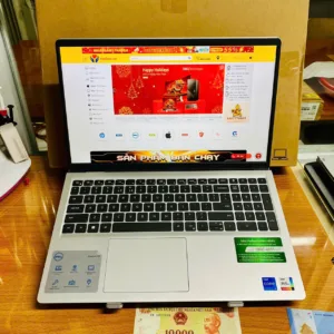 Laptop Dell Inspiron 15 3520 i5-1235U/ 16GB/ 512GB/ 120Hz"Full HD/ Win11 (3XNGM74)
