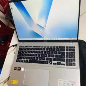 Laptop Asus Vivobook 16 M1607KA-MB091WS Ryzen 7 AI 350/ 16GB/ 512GB/ WUXGA(1920 x 1200)/ Win11 (U092132)